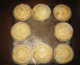 Kangaroo Valley Pie Shop - Tourism Noosa 4