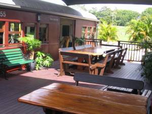 Red Rattlers Gallery - Tourism Noosa 4