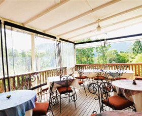 Blue Knob Hall Gallery And Cafe - Tourism Noosa 3