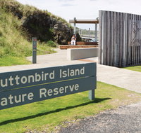 Muttonbird Island Outdoor learning space - Tourism Noosa