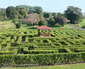 Amaze N Place - Tourism Noosa 0