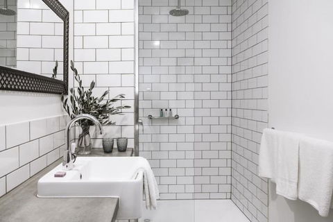 Farmers Arms Hotel & Art Suites Daylesford - Tourism Noosa 7