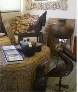 Holden’s Gallery - Tourism Noosa 2