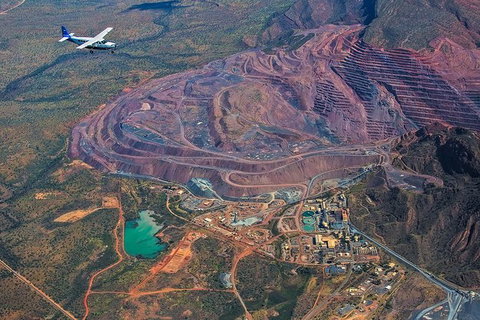 Bungle Bungle Scenic Flight Including Ground Tour Of The Argyle Diamond Mine - Tourism Noosa 1