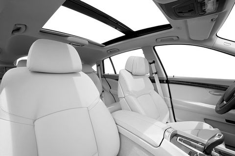 Round Trip Transfer In Private Minivan From-to Melbourne Airport In Melbourne - Tourism Noosa 1
