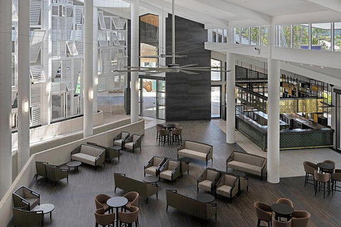 Twin Island Escape - Tourism Noosa 1