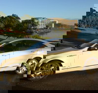 Limo from Airlie Beach to Proserpine airport - Tourism Noosa