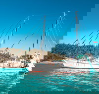 2 night Whitsunday Islands Cruise on New Horizon from Airlie Beach - Tourism Noosa