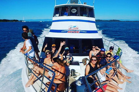 Great Barrier Reef Dive And Snorkel Cruise From Mission Beach - Tourism Noosa 1