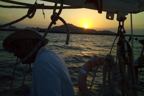 Townsville Sunset Sail Sailing Cruise Boat Tour - Tourism Noosa 9