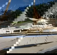 Townsville Lunchtime Sailing Cruise Boat Tour - Tourism Noosa