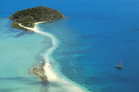 Tallship Sailing And Snorkeling Adventure From The Whitsundays - Tourism Noosa 1