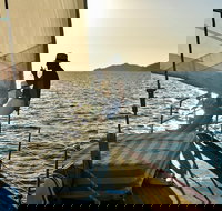 Magnetic Island Twilight Sailing Cruise - Tourism Noosa