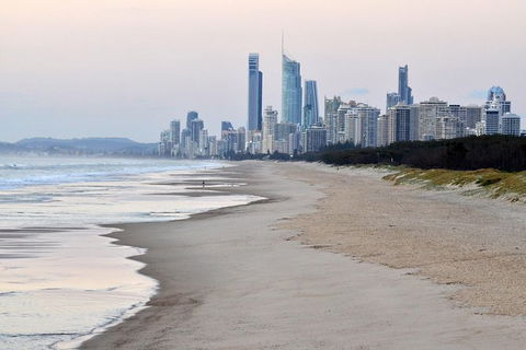 Luxury Brisbane Airport Transfers To And From Broadbeach For Up To 4 Ppl - Tourism Noosa 1