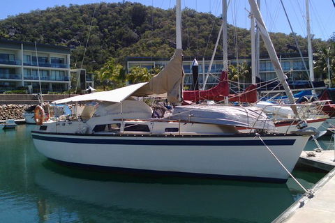 Townsville Early Morning Sailing Cruise Boat Tour - Tourism Noosa 1