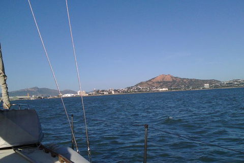 Townsville Early Morning Sailing Cruise Boat Tour - Tourism Noosa 2