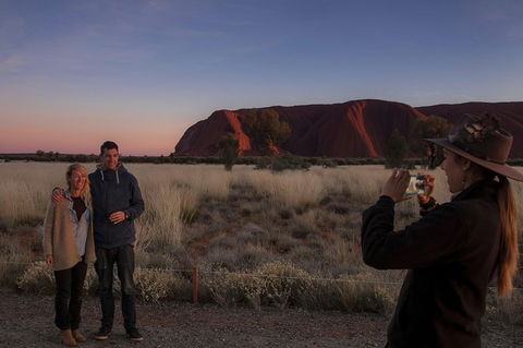 Highlights Of Uluru Including Sunrise And Breakfast - Tourism Noosa 1