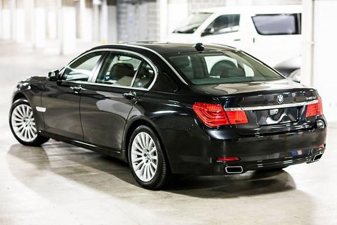 Family Sydney Airport Arrival Transfer - Tourism Noosa 4