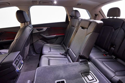 Family Sydney Airport Departure Transfer - Tourism Noosa 3