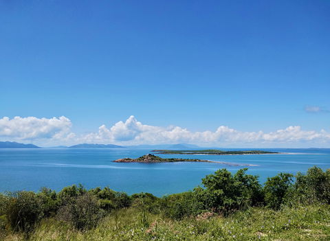 Bowen - Flagstaff Hill Lookout - Tourism Noosa 0