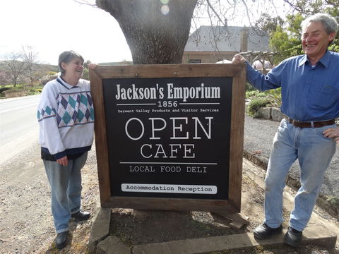 Jackson's Emporium - Tourism Noosa 2