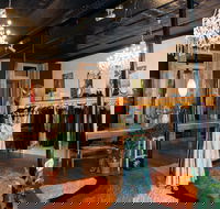 Saloon Design House - Tourism Noosa