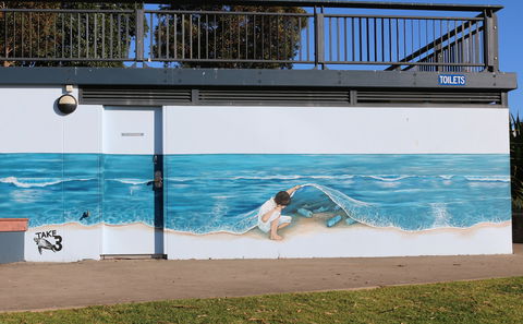 Shoalhaven Toilet Mural Tour - Tourism Noosa 0