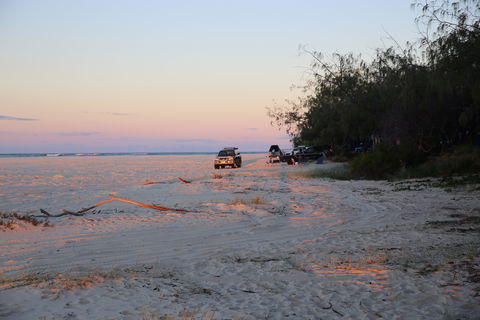 75 Mile Beach - Tourism Noosa 2