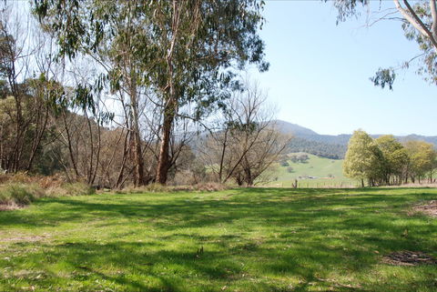 Banimboola Creek Rest Area - Tourism Noosa 2