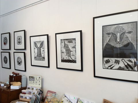 Falkner Gallery - Tourism Noosa 2