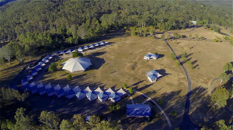 Ivory's Rock Conventions And Events - Tourism Noosa 0