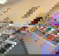 The Pier View Lolly Shop - Tourism Noosa