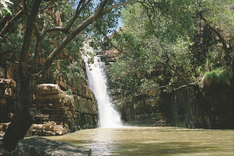 The Grotto - Tourism Noosa 0