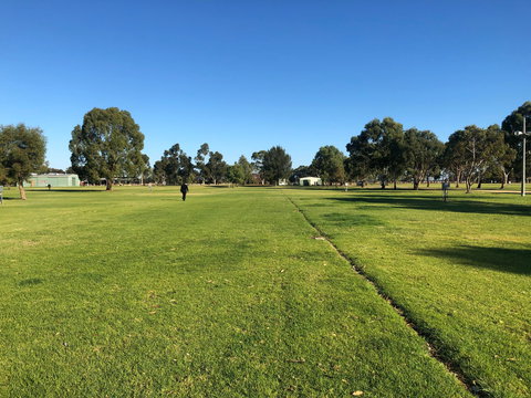 Yakka Park - Tourism Noosa 1