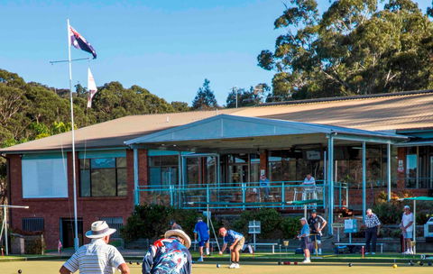 Club Dalmeny - Tourism Noosa 0