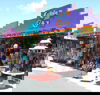 Colour Me Crazy - Tourism Noosa