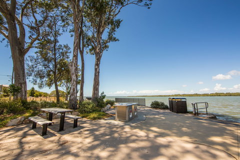 Dohles Rocks - Tourism Noosa 1