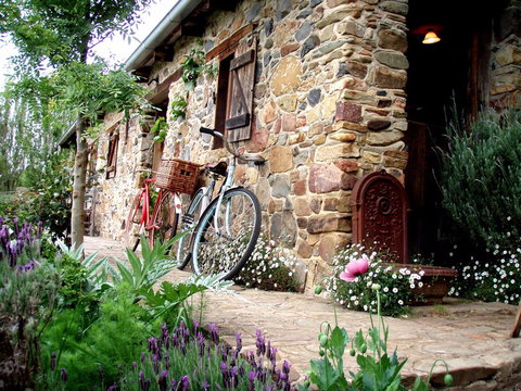 Lavandula Swiss Italian Farm - Tourism Noosa 2