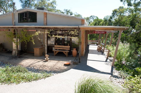 Marion Rosetzky Gallery - Tourism Noosa 0