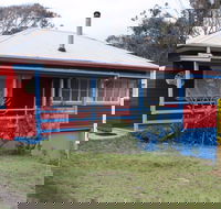Montague Art and Craft Society  Glasshouse Rocks Road - Tourism Noosa