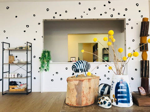 Outback Arts Creative Arts Centre - Tourism Noosa 0