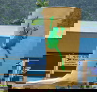 Tully Golden Gumboot - Tourism Noosa