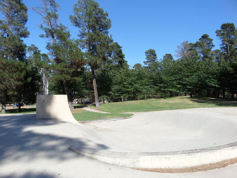 Fadden Pines Playground - Tourism Noosa 1