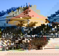 Gladstone Square - Tourism Noosa