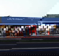 Kelly  Gemelli - Art and Design