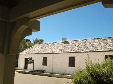St John's Schoolhouse Museum - Tourism Noosa 1