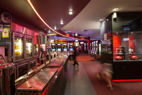 Ainslie Football And Social Club - Tourism Noosa 0