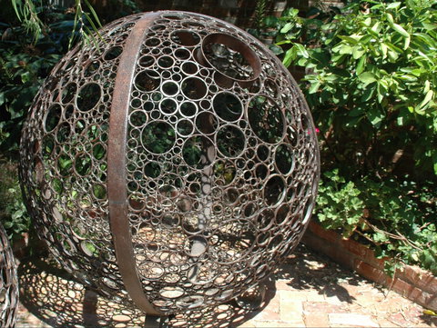 Arts Rutherglen Sculpture Trail - Tourism Noosa 2