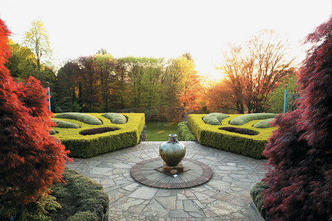 Cloudehill Gardens - Tourism Noosa 0