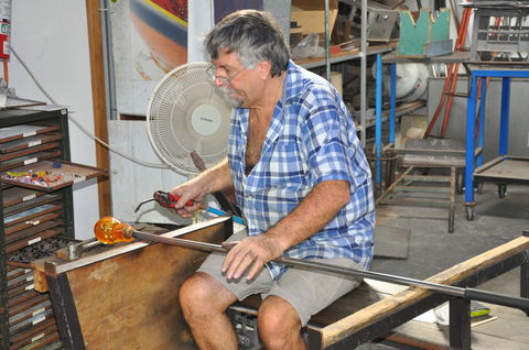 Eamonn Vereker Glass Studio And Gallery - Tourism Noosa 0